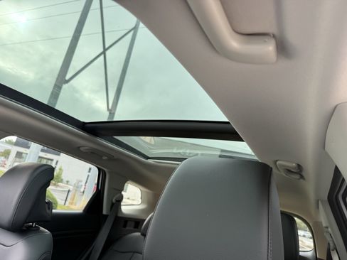 New 2026 Kia Sportage SX image 29