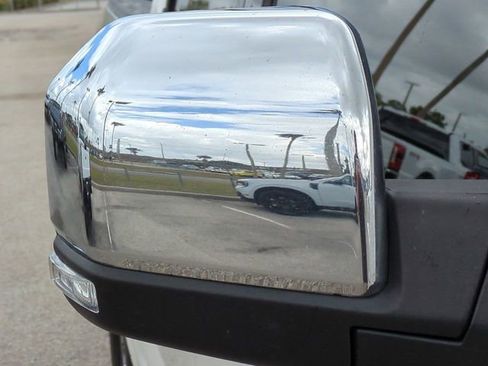 Used 2018 Ford F150 Lariat image 12