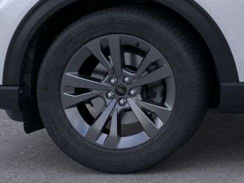 New 2026 Ford Explorer Active w/ Active Comfort Package image 19