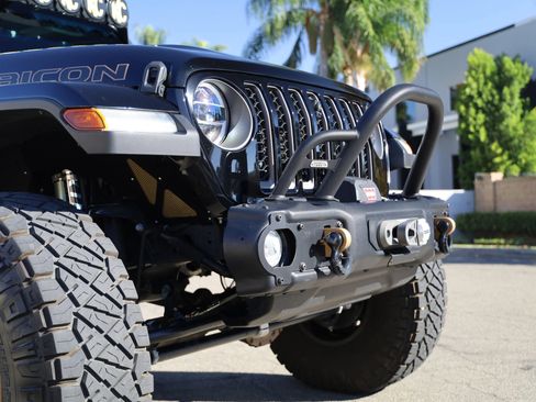 Used 2021 Jeep Wrangler Unlimited Rubicon w/ Trailer Tow Package AWD/4WD image 4