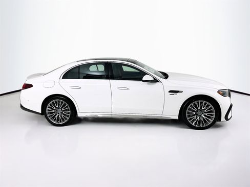 New 2026 Mercedes-Benz E 53 AMG e 4MATIC Sedan image 9