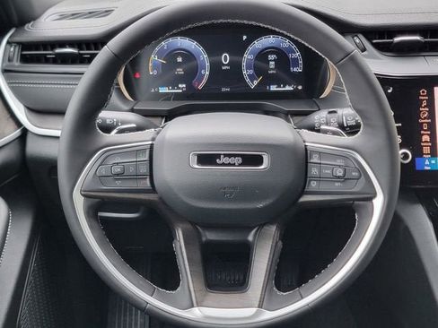 New 2026 Jeep Grand Cherokee L 4WD image 32