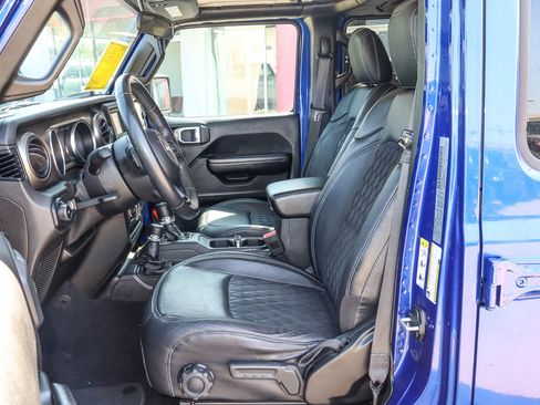 Used 2019 Jeep Wrangler Unlimited Sport S AWD/4WD image 7