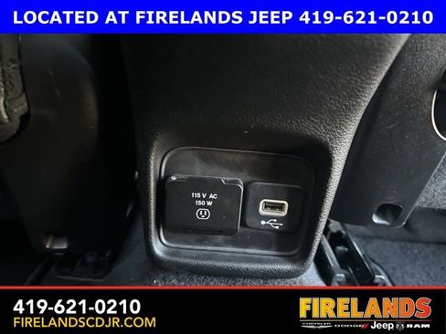 Used 2018 Jeep Compass Limited image 16