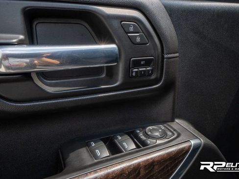 Used 2020 GMC Sierra 2500 Denali w/ Denali Ultimate Package image 37