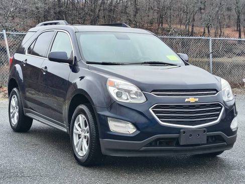 Used 2017 Chevrolet Equinox LT w/ Convenience Package image 1