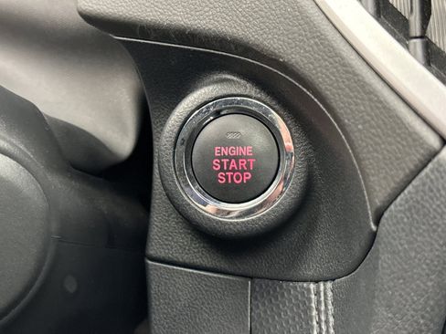 Used 2023 Subaru Forester Premium AWD/4WD image 21