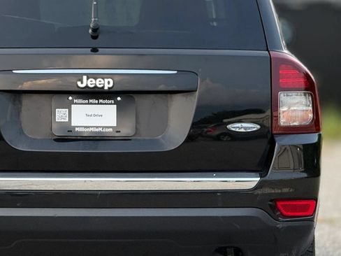 Used 2016 Jeep Compass High Altitude AWD/4WD image 14