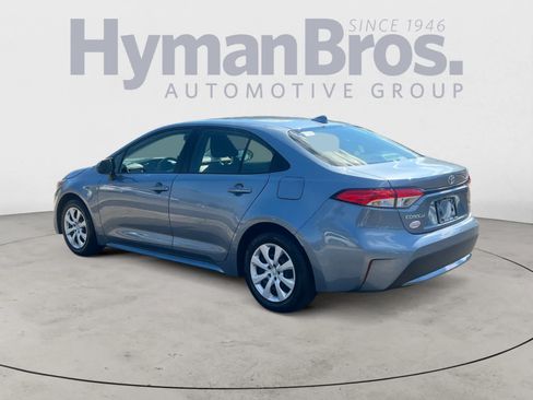 Used 2022 Toyota Corolla LE w/ Carpet Mat Package (TMS) FWD image 6