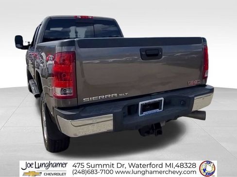 Used 2013 GMC Sierra 2500 SLT w/ SLT Convenience Package AWD/4WD image 8