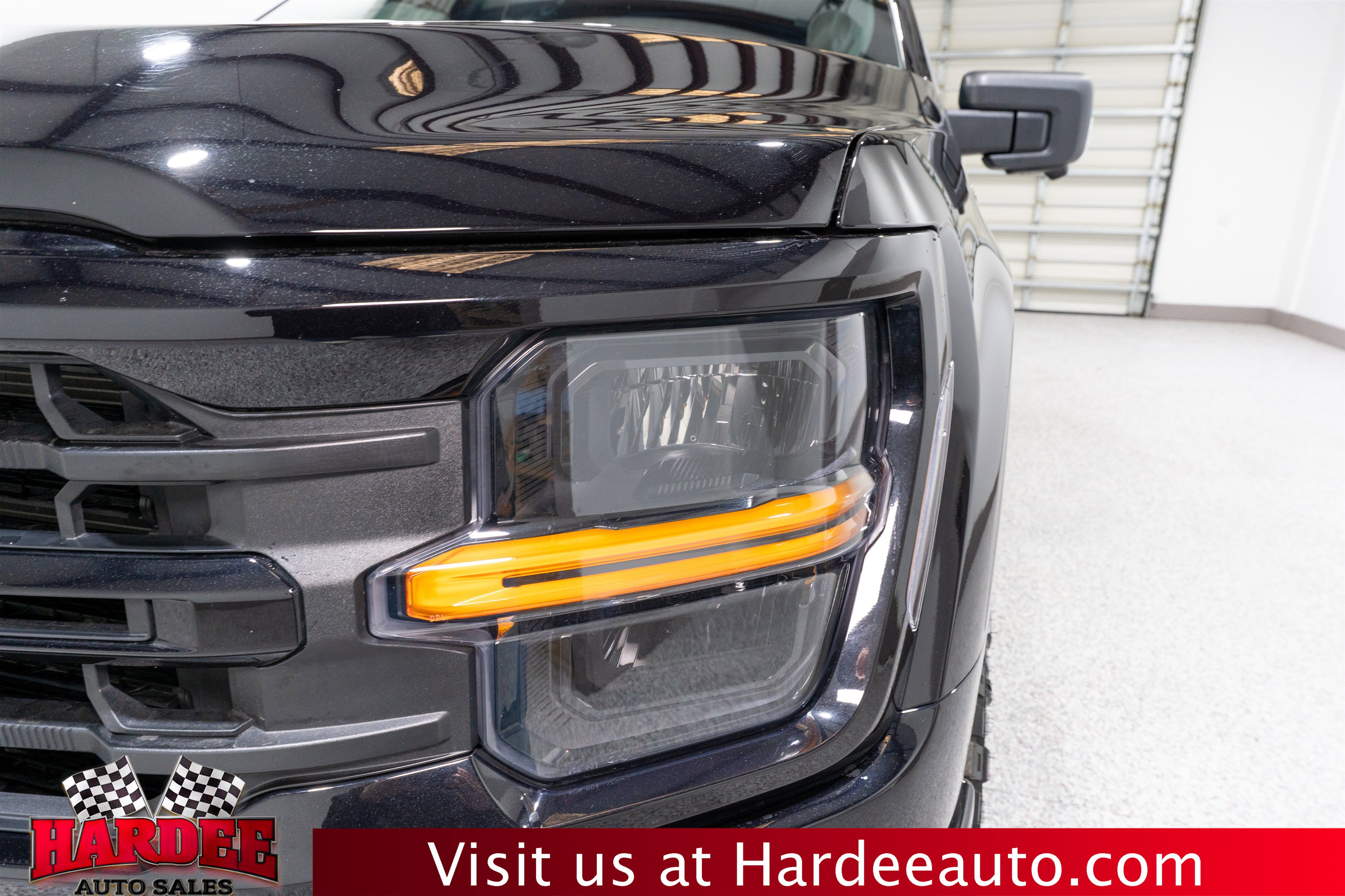 Used 2025 Ford F150 XLT w/ Equipment Group 303A High AWD/4WD image 8
