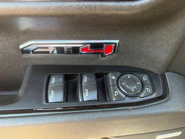 Used 2025 GMC Sierra 1500 AT4 AWD/4WD image 18