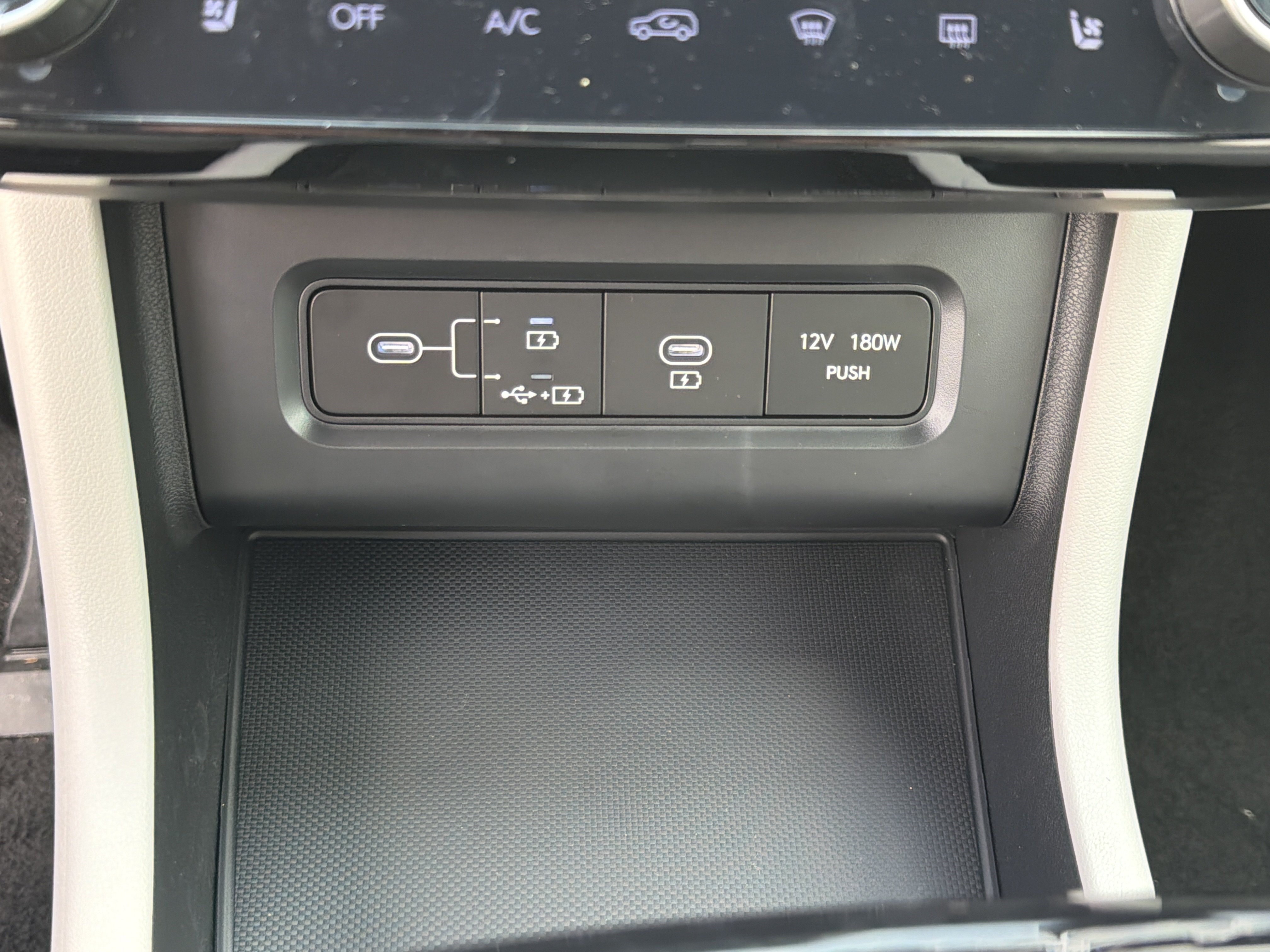 New 2026 Hyundai Tucson Limited FWD image 14