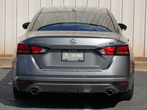 Used 2022 Nissan Altima 2.5 SR FWD image 43