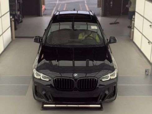 Used 2022 BMW X3 xDrive30i w/ Premium Package Essential AWD/4WD image 3