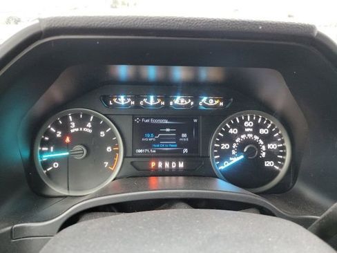 Used 2019 Ford F150 XLT w/ Equipment Group 302A Luxury AWD/4WD image 16
