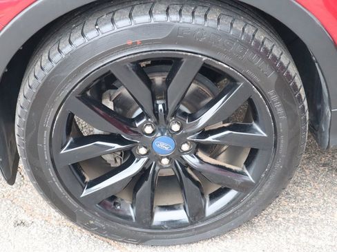 Used 2019 Ford Escape SE image 32