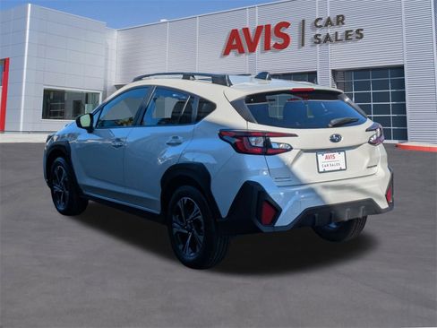 Used 2024 Subaru Crosstrek 2.0i Premium image 9