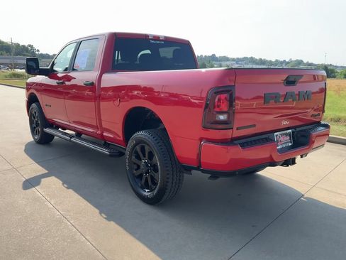 Used 2026 RAM 2500 Big Horn AWD/4WD image 6