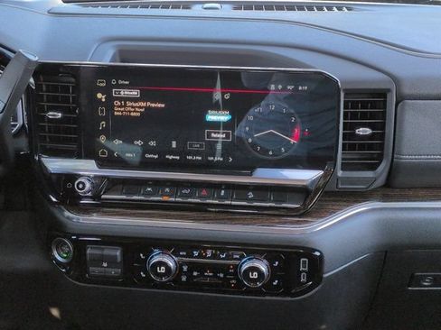 Used 2024 GMC Sierra 1500 Elevation AWD/4WD image 17