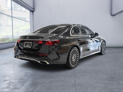 Used 2026 Mercedes-Benz E 350 4MATIC Sedan image 6