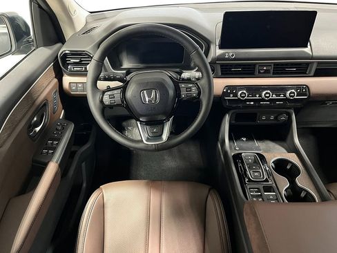 New 2026 Honda Pilot Elite image 13