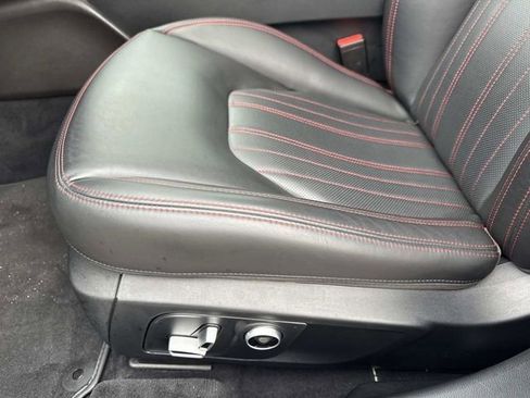 Used 2023 Maserati Ghibli Modena image 23