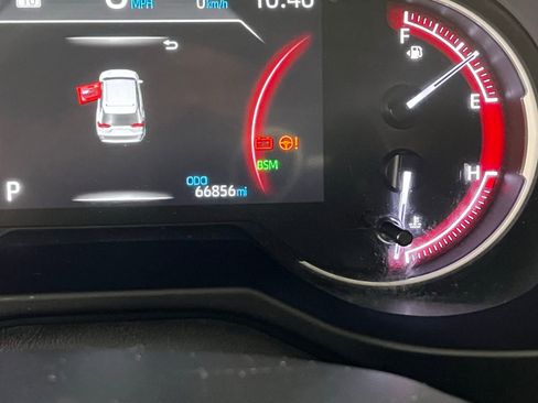 Certified 2024 Toyota RAV4 XLE FWD image 16