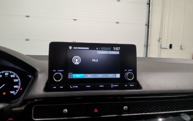 Used 2025 Honda Civic Sport image 29