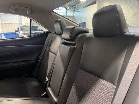 Used 2016 Toyota Corolla S image 17