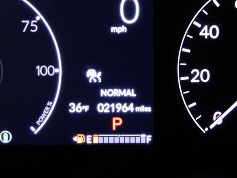 Certified 2023 Honda CR-V Sport Touring image 27