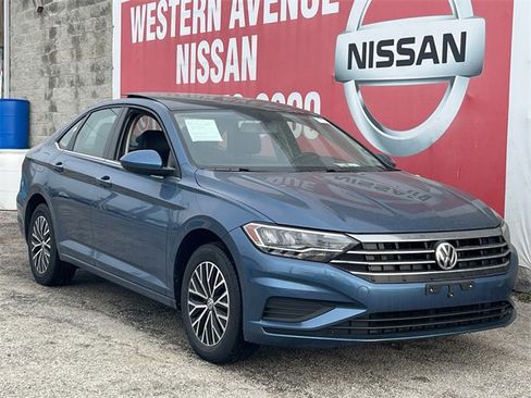 Used 2020 Volkswagen Jetta SE image 1