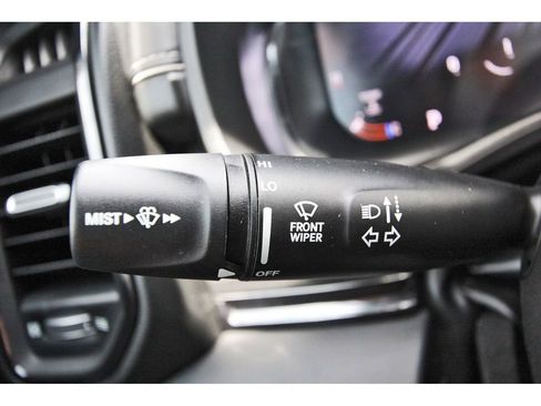 Used 2024 RAM 1500 Limited AWD/4WD image 16