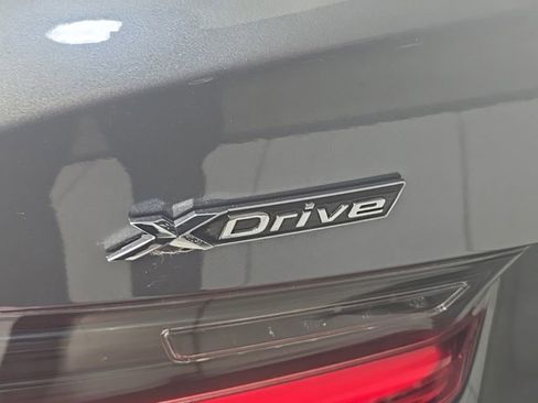 Used 2020 BMW 330i xDrive Sedan w/ Driving Assistance Package AWD/4WD image 9