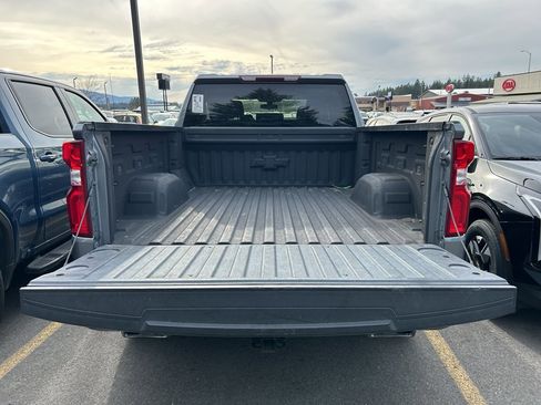 Used 2019 Chevrolet Silverado 1500 LT Trail Boss image 11