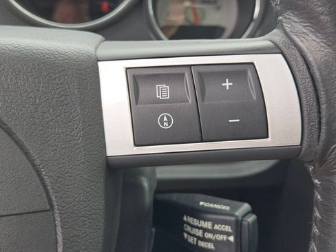 Used 2009 Dodge Challenger SRT8 RWD image 31