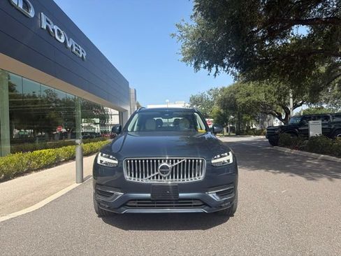 Used 2023 Volvo XC90 B6 Plus AWD/4WD image 2