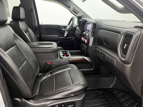 Used 2019 GMC Sierra 1500 SLT w/ SLT Premium Package AWD/4WD image 31