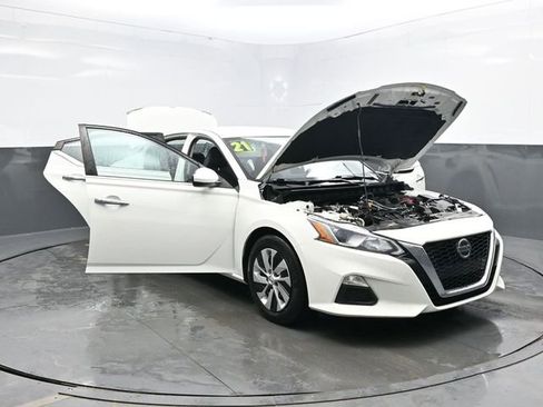 Used 2021 Nissan Altima 2.5 S image 32