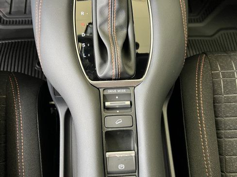 Used 2025 Honda HR-V Sport image 25