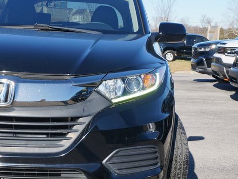 Used 2019 Honda HR-V LX image 5