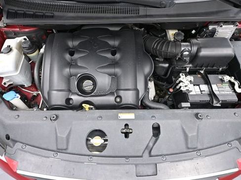 Used 2008 Hyundai Entourage GLS FWD image 41