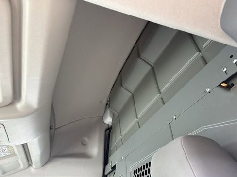 Used 2018 Nissan NV 2500 SV image 10