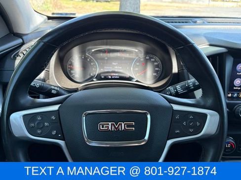 Used 2024 GMC Terrain SLT AWD/4WD image 25