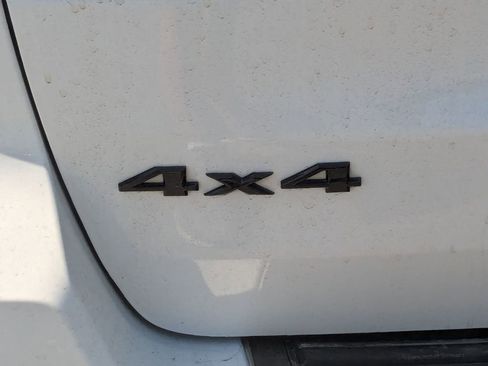 Used 2021 Jeep Grand Cherokee Laredo X AWD/4WD image 12