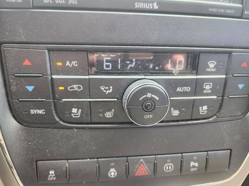 Used 2012 Jeep Grand Cherokee Overland image 18