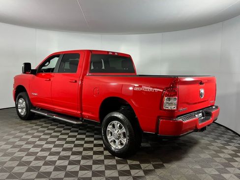 Used 2024 RAM 2500 Big Horn w/ Sport Appearance Package image 9