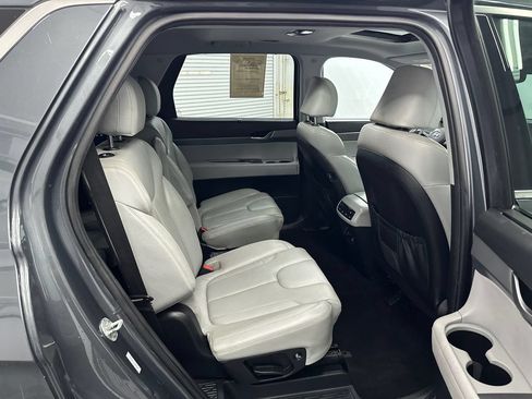 Used 2022 Hyundai Palisade SEL w/ Premium Package AWD/4WD image 17