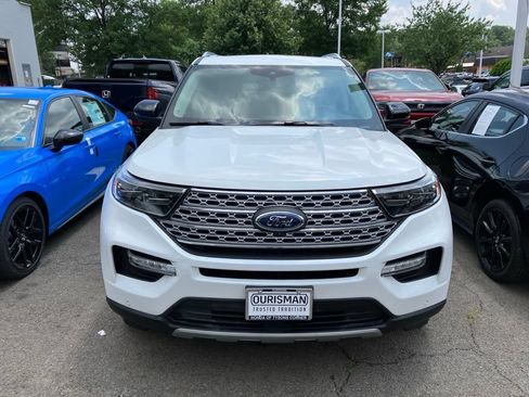 Used 2021 Ford Explorer Limited w/ Hybrid Equipment Group 310A AWD/4WD image 2