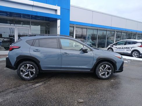 Used 2024 Subaru Crosstrek 2.0i Premium image 9
